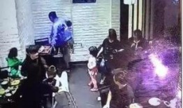 烧烤店吹哨人爆料视频,视频曝光行业黑幕